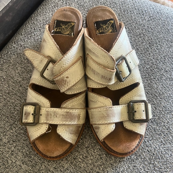 freebird Shoes - Freebird Cream Sandals with Suede Straps